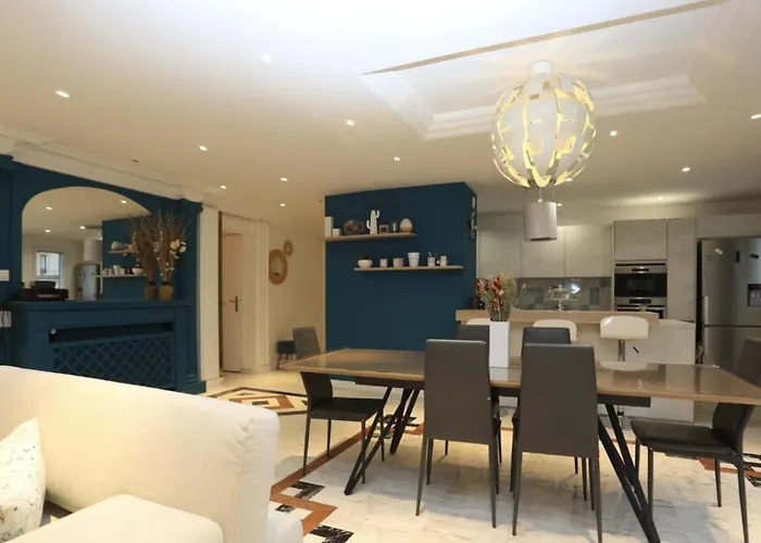 Superbe Tour Eiffel Grenelle *